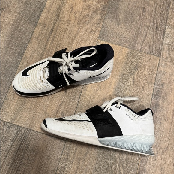 Nike White Romaleos 3 - Picture 3 of 5